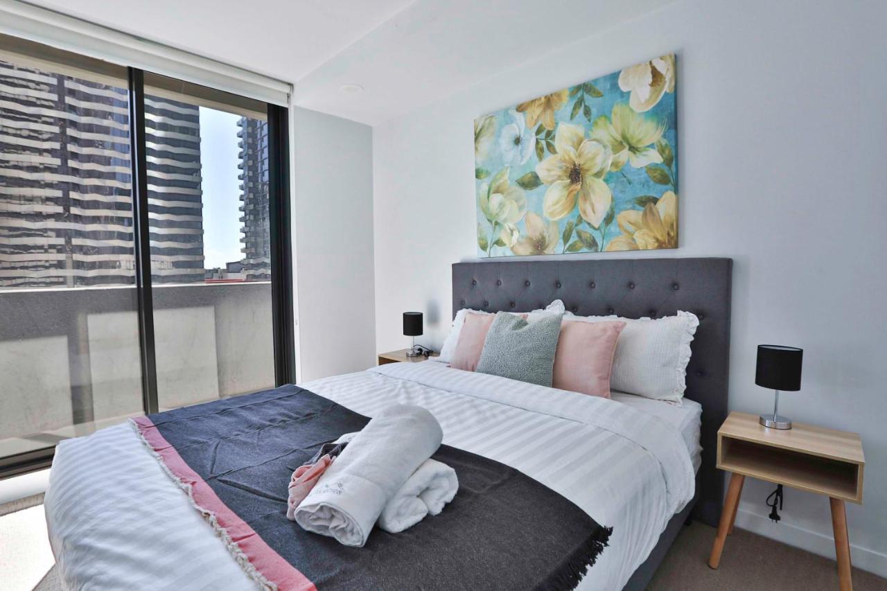 My80 Apartment Located In The Inner Of Melbourne Cbd Dış mekan fotoğraf